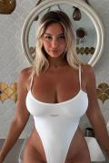 Nicole Miami Escorts 1